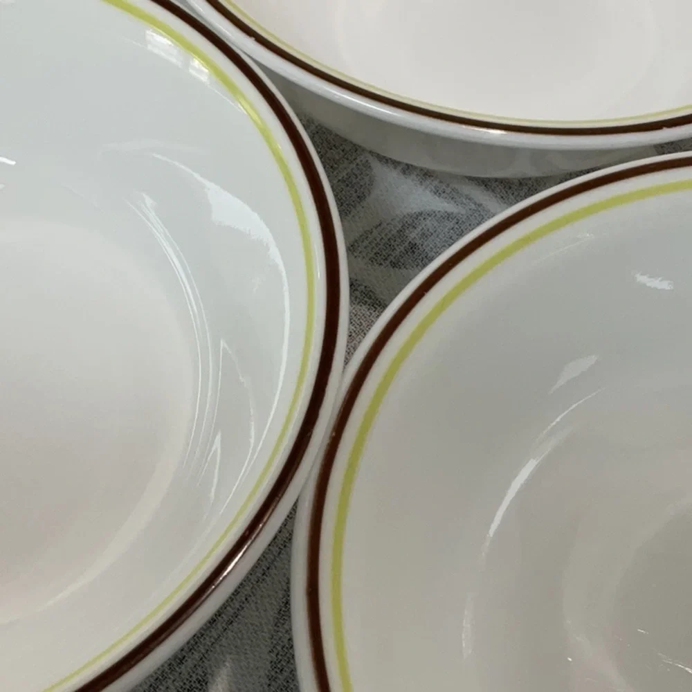 13 pc. Corelle ‘Squared’ dinnerware. Never used.